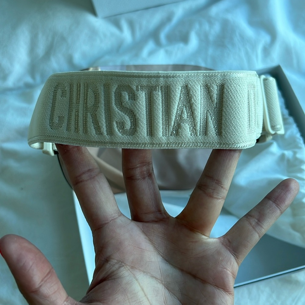 Dior Visor - Picture 2 of 5